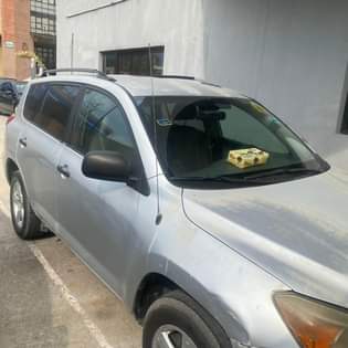 A picture of 2008 RAV4 2 2m