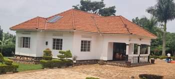 A picture of Beautiful house available for sale located in Nakawuka Jungo having