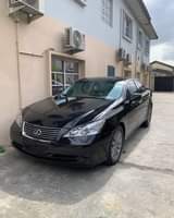 A picture of Lexus ES350