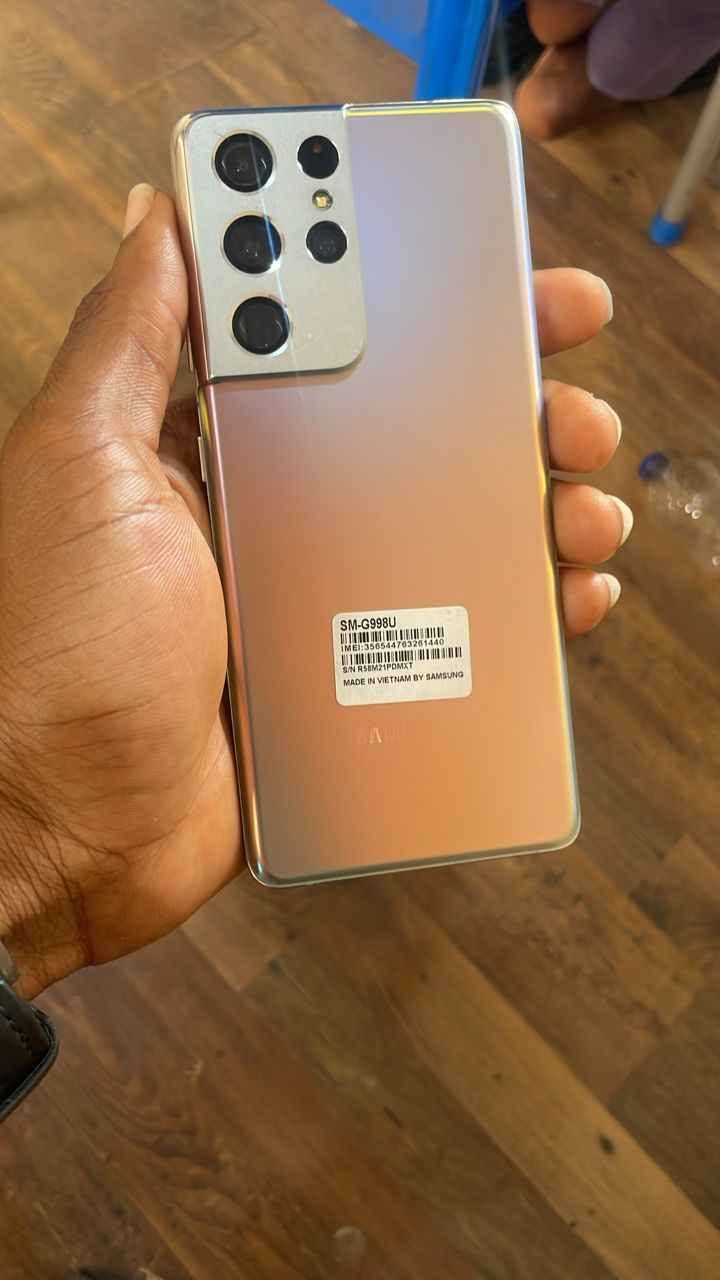 A picture of Samsung s21 ultra