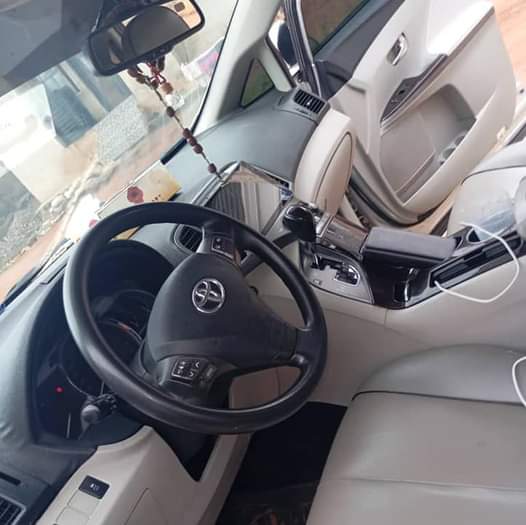 A picture of Toyota Venza 2011 Nigeria Used