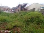A picture of 13 decimals for sale in Kira Nsasa ready title at