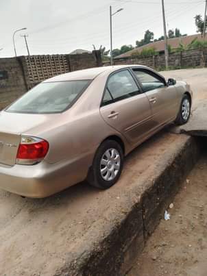 A picture of 2006 Toyota Camry