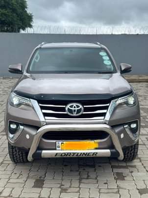 used toyota fortuner