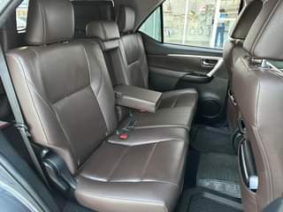 A picture of BEI PRICE 78M Contact TOYOTA FORTUNER Year 2017 Cc 2700