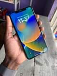 A picture of Iphone Xs max