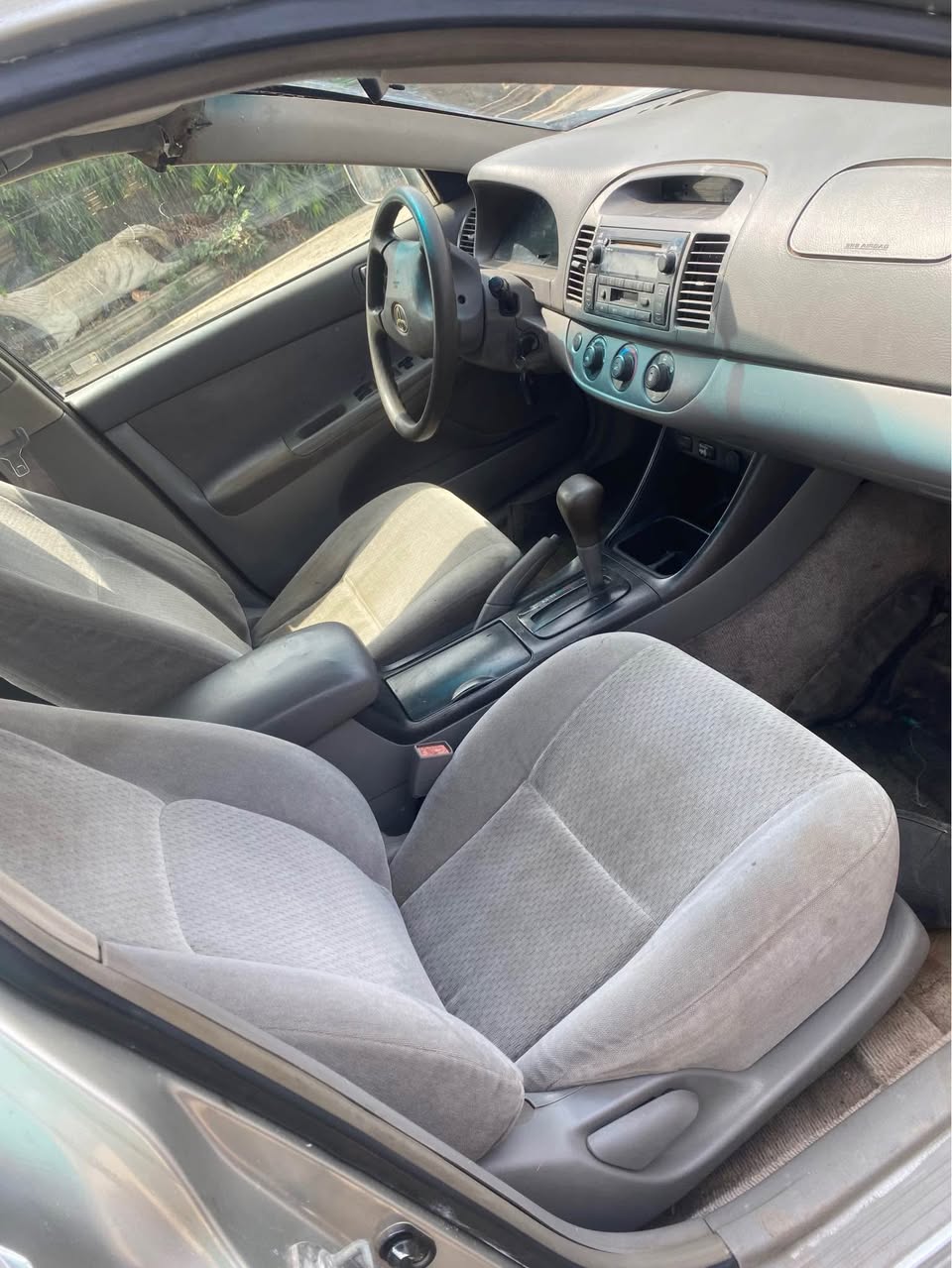 A picture of 04 Toyota Camry Engine perfect Gear perfect A C chilling