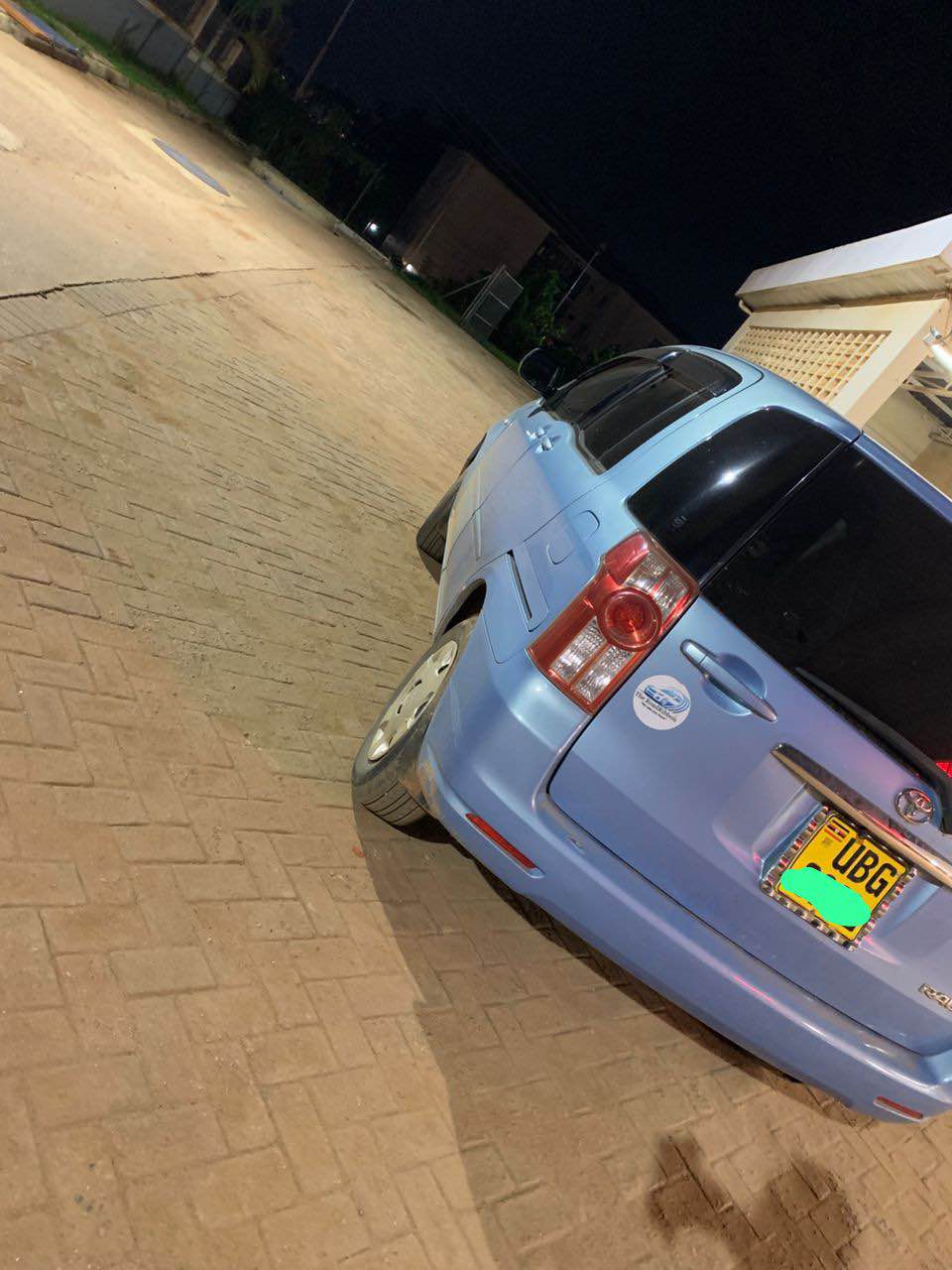 A picture of 2013 Toyota raum raum
