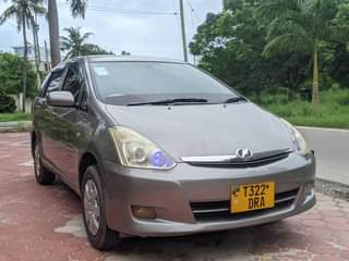 A picture of Weshi nzuri sana inatupwa Call 255655668290 Call 255756668290