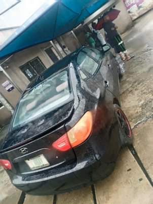 A picture of Hyundai Elantra 08