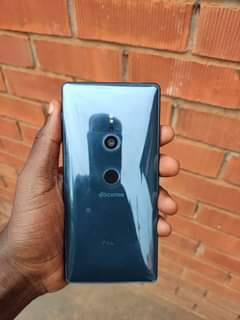 A picture of Am selling that good as New Sony Experia Xz2 has