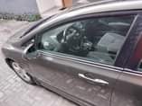 A picture of 07 Honda civic partially first body
