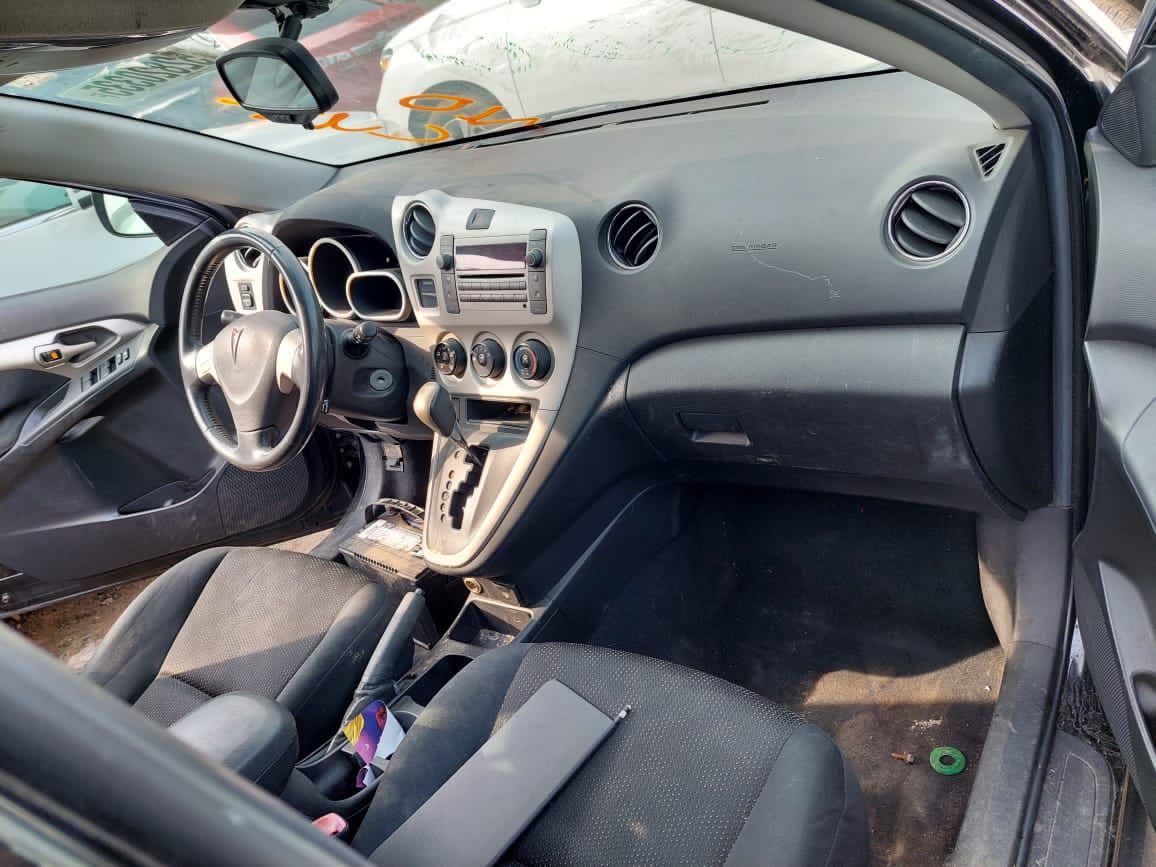 A picture of 2009 Vibe Pontiac 2009