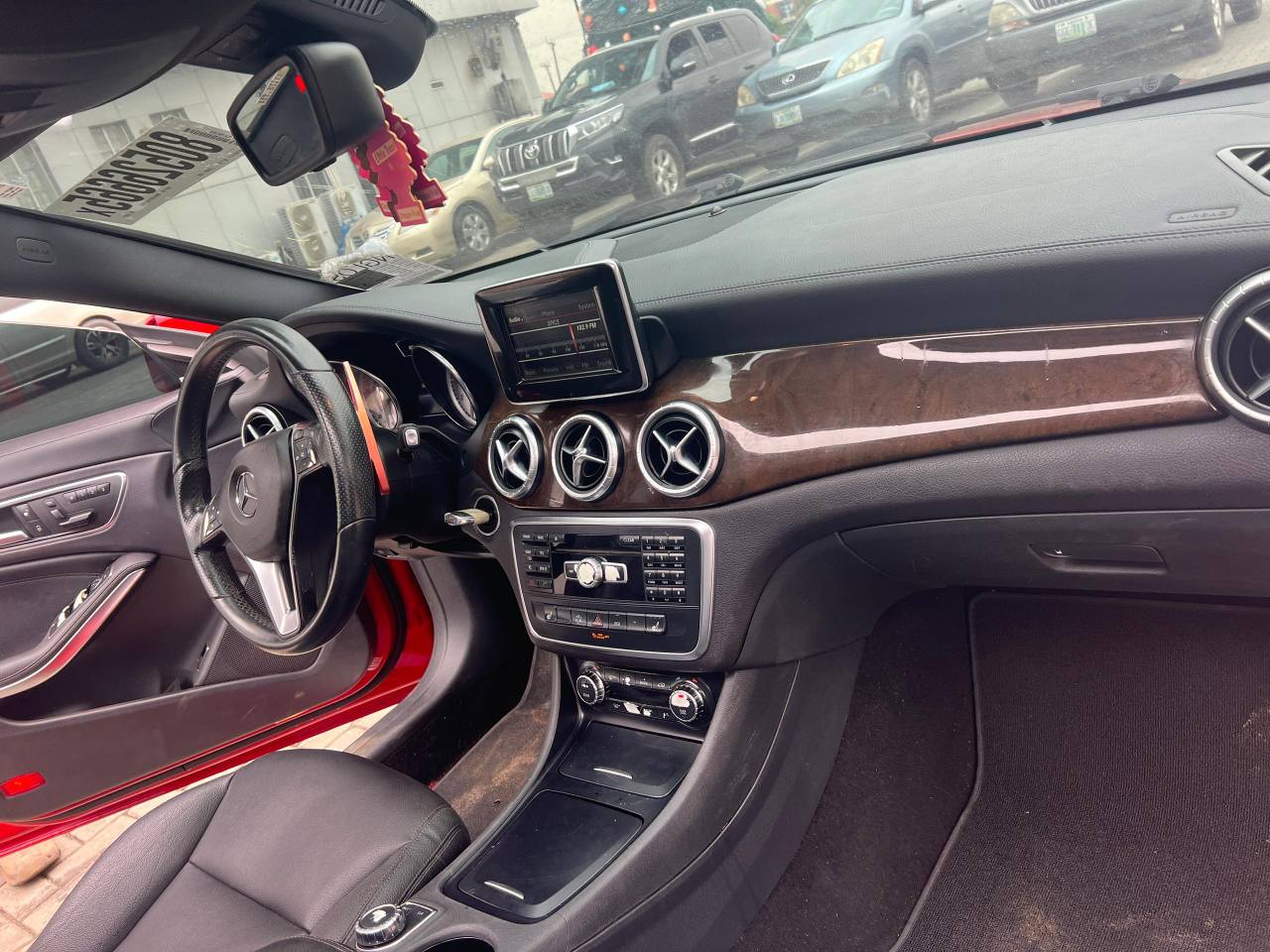 A picture of Mercedes benz cla 250