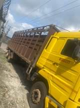 A picture of 2000 model scania truck Manual transmission no faults available in