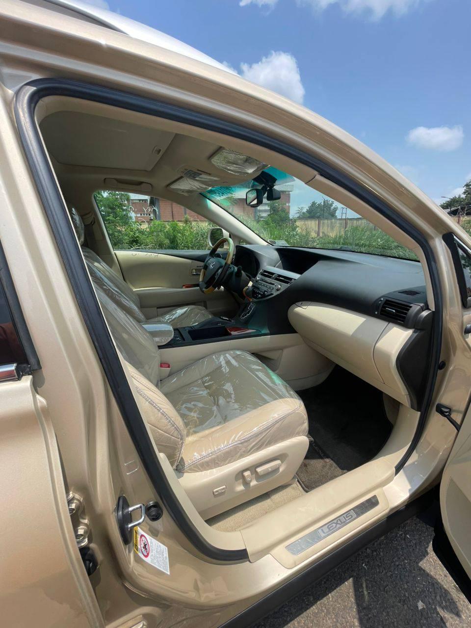A picture of 2010 Rx 350 Lexus Foreign Used 