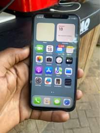 A picture of IPHONE X