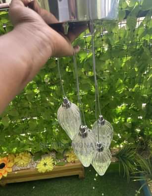 A picture of 2nd hand chandeliers on sale