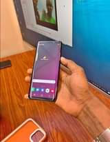 A picture of samsung s9