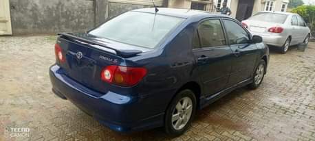 A picture of Toyota Corolla S 03