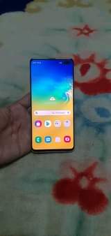A picture of Samsung galaxy s10 5g on sale