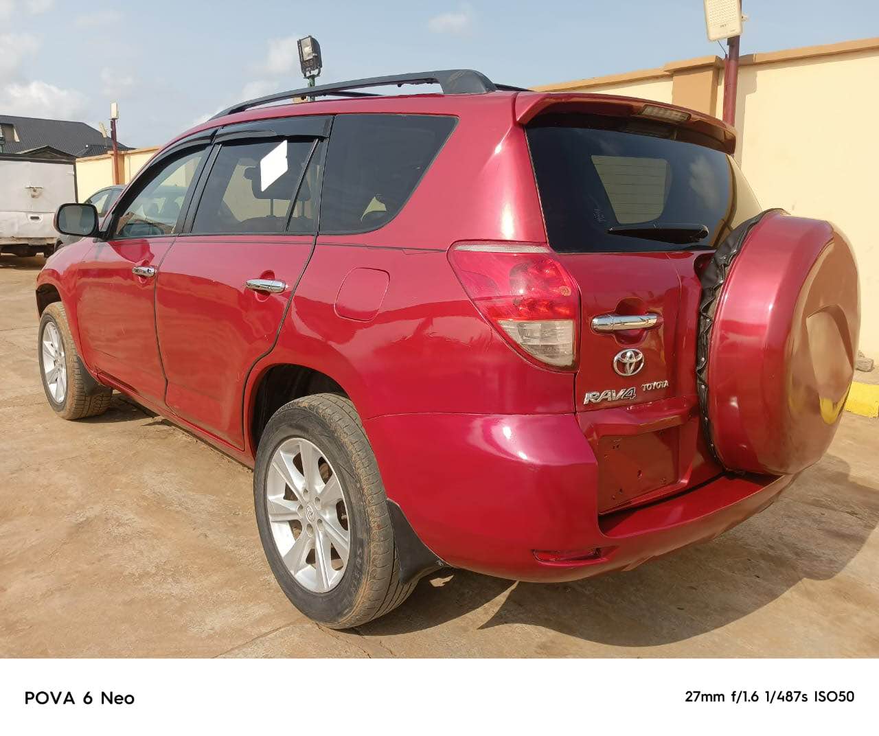 A picture of Toyota rav4 2007