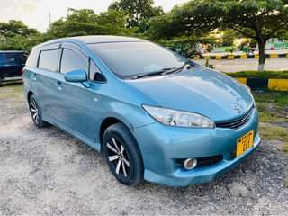 A picture of Toyota wish new model