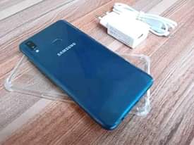 A picture of Samsung A10s
