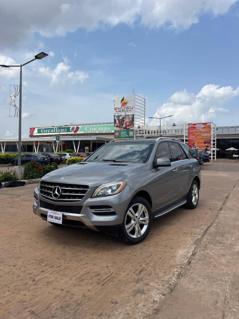 A picture of Mercedes Benz ML350