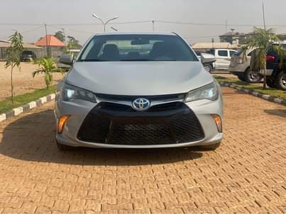 A picture of Toyota Camry Le 2015