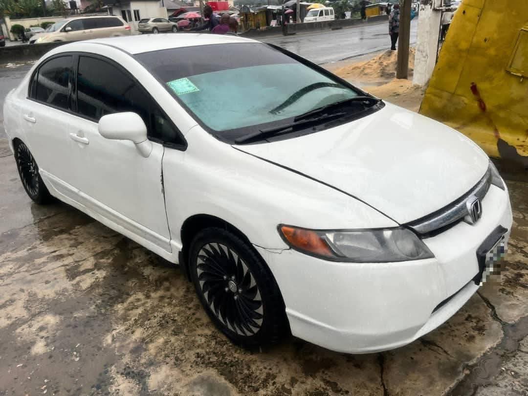 A picture of 2008 Honda civic Belgium