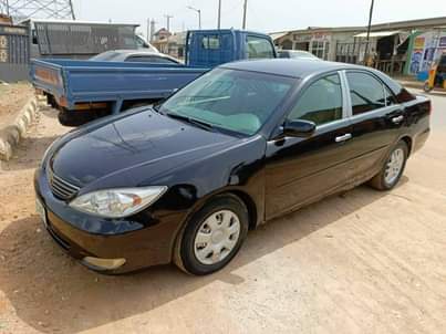 A picture of 2004 Toyota Camery Le