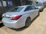A picture of First body registered 2013 Hyundai Sonata Limited edition with thumbstart