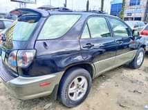 A picture of Super clean 2002 model Lexus RX300 very sharp GOING for