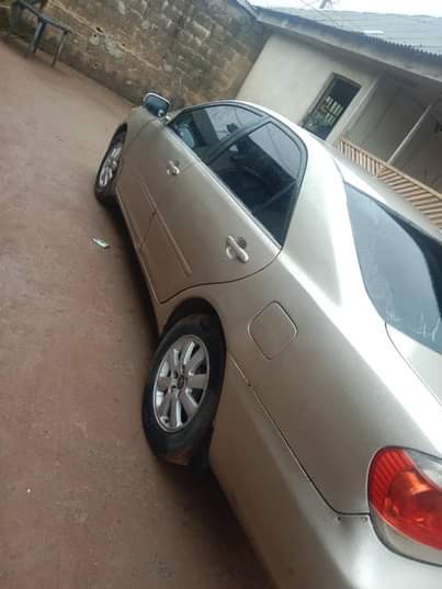 A picture of 2004 Toyota carmy le registered location ijebu ode price 3