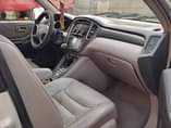 A picture of 2005 highlander with notyn to fix 08167484423