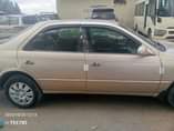 A picture of 1999 Toyota Camry Le