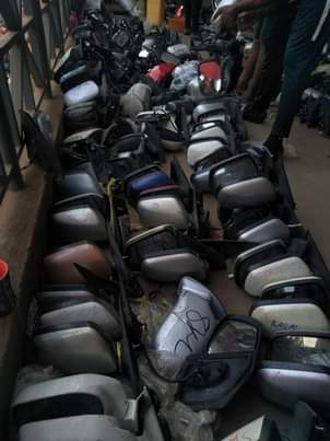 A picture of car side mirrors