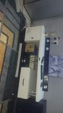 A picture of Yv show case used