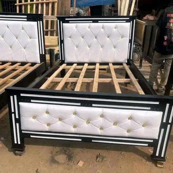 A picture of 5by6 Brand new beds