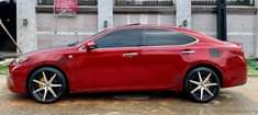 A picture of Lexus ES350 2014
