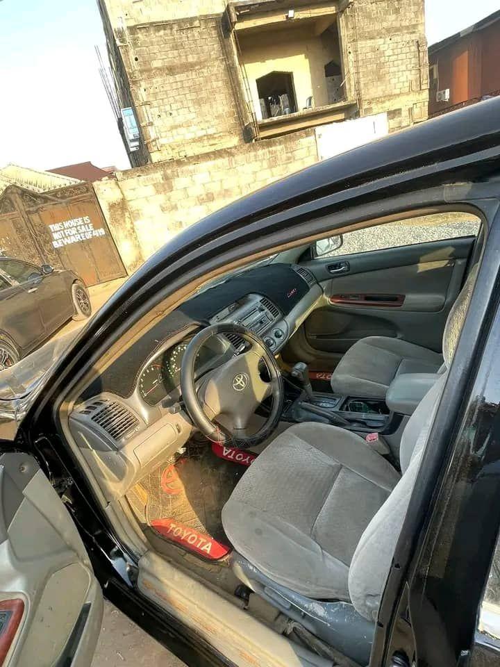 A picture of 2004 Toyota Camry painted clean on first body