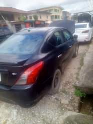 A picture of Nissan versa 2018 Nothing to fix there Flash on first