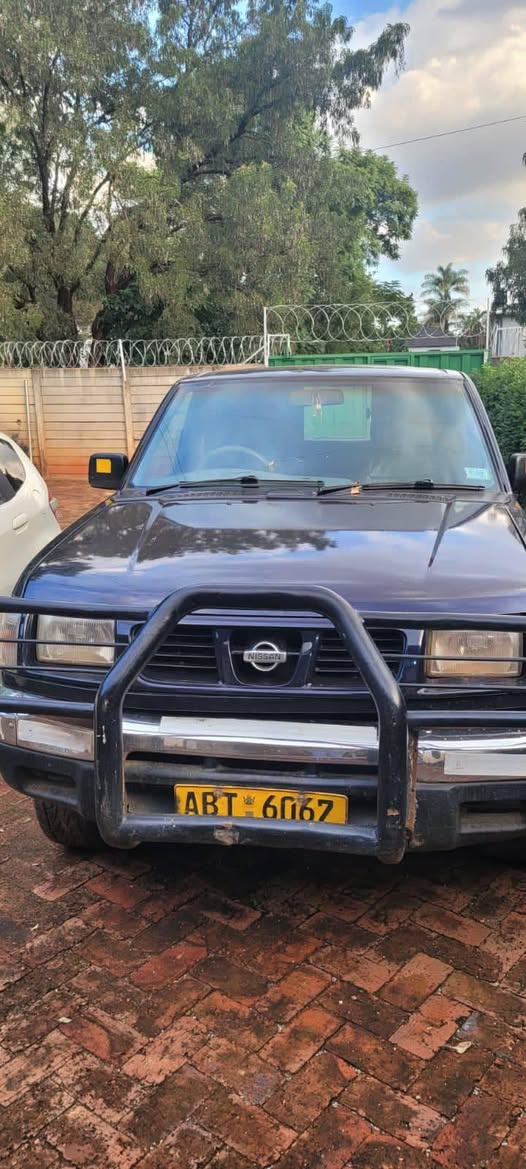 classifieds/cars nissan