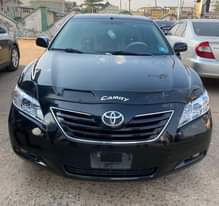 A picture of CLEAN TOYOTA CAMRY 09 XLE IT HAS VERY CLEAN INTERIOR