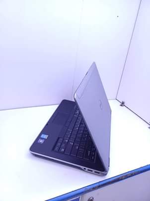A picture of Dell latitude 6440