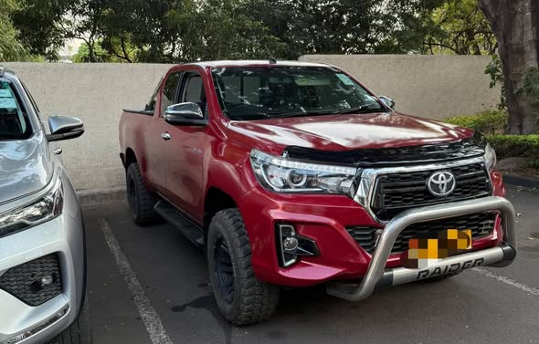 used toyota hilux