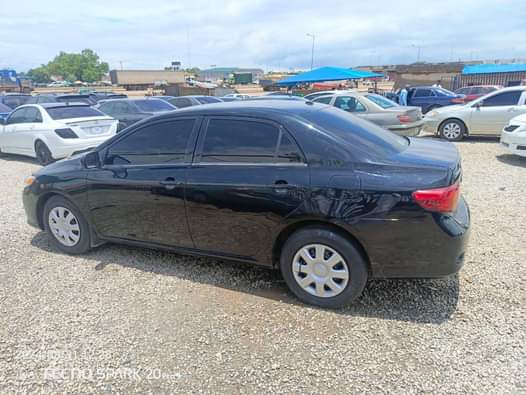A picture of A super clean Nigeria used toyota Corolla LE 2010 model