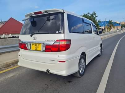 A picture of TOYOTA ALPHARD