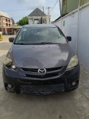 A picture of 2006 Mazda Mazda5